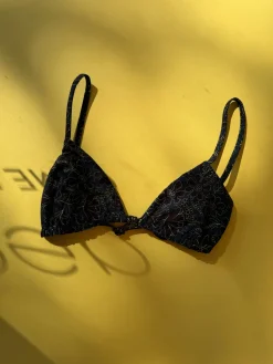 Acacia: Wren Triangle Bikini Top - Oni Print