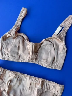 Araks: Penelope Silk Wireless Bralette - Bare