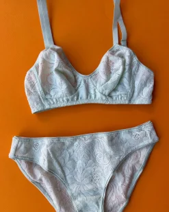 Araks: Tris Lace Panty - Caledonia