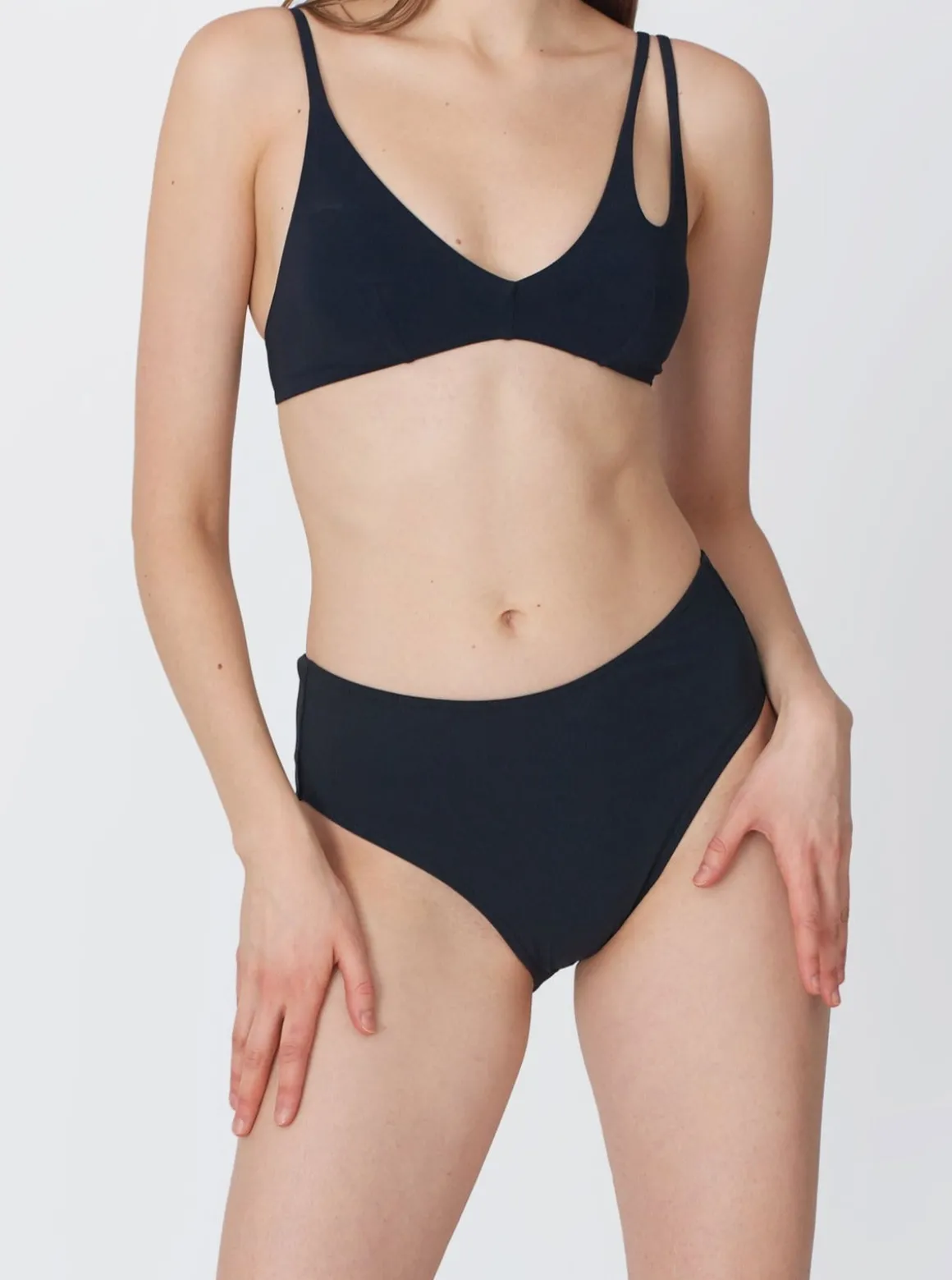 Araks: Ulla Solid Bikini Bottom - Black