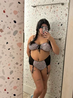 Clare Bare: Cardamine Brief with Garters - Ditsy Floral