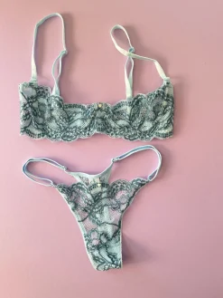 Clo: Fortuna Abierto Half Cup Bra - Imperial Blue