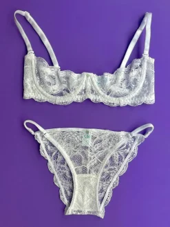 Clo: Fortuna Abierto Half Cup Bra - White