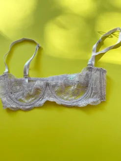 Clo: Fortuna Abierto Half Cup Bra - Lavender Fog