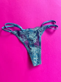 Clo: Fortuna Lace Adjustable String Thong - Cendre Blue