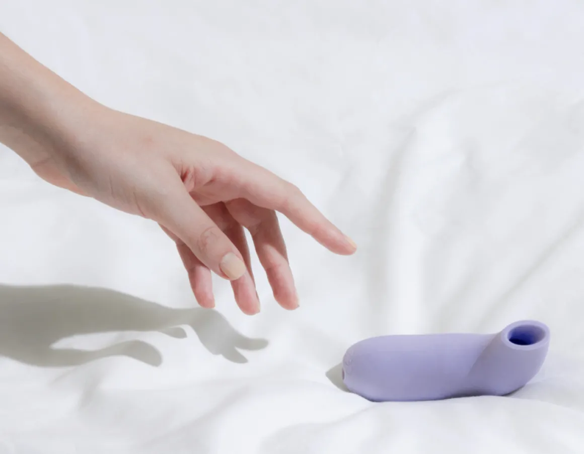 Dame: Aer Suction Toy