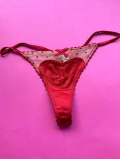 Fleur du Mal: Amour Thong - Rouge