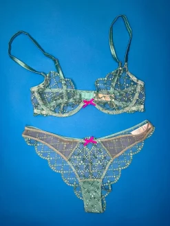 Fleur du Mal: Dotty Grid Demi Bra - 32DD, 38F