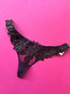 Fleur du Mal: Lily Embroidery Lace Thong - Aubergine