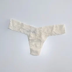 Hanky Panky: Lace Low Rise Thong - Basics