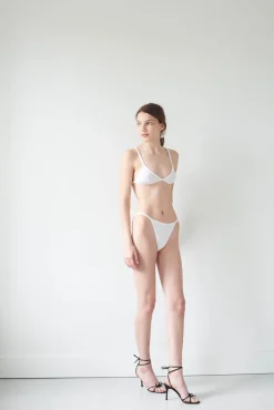 Hello Beautiful: Romance String Panty - White