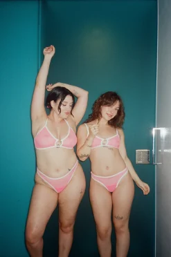 Kayleigh Peddie: Evan Mesh Bra with Rings - Guava