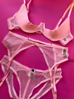 KissKill: Kayla Heart Ouvert Knicker - Pink