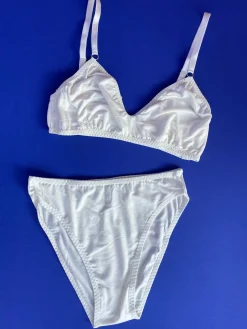 Kye Intimates: Recline Bamboo Brief - Natural