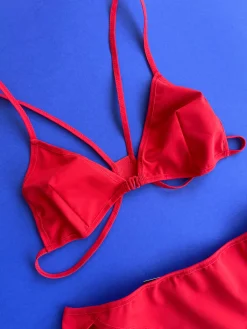 La Fille d'O: Can Thrill Triangle Bikini Top - Red