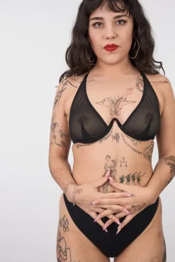 La Fille d'O: Fast Girls Monowire V Bra - Black