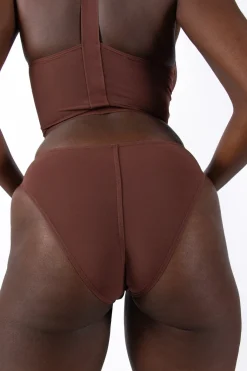 La Fille d'O: Savage High-Cut Brief - Chocolate
