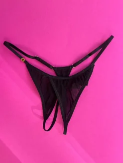 Marika Vera: Lily Rose Ouvert T-String - Black