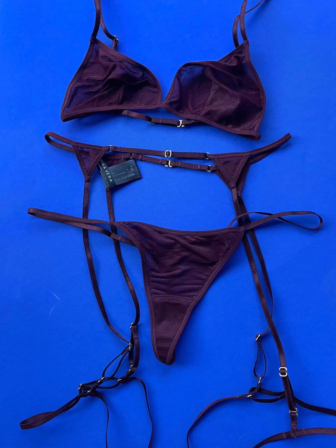 Marika Vera: Moore Garter Belt - Burgundy