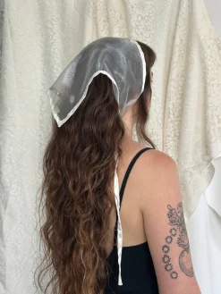 Room Shop: Frankie Sheer Headscarf - Black