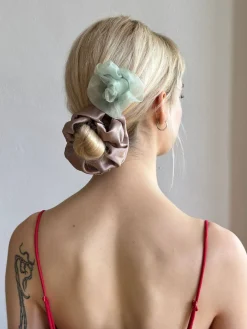 Room Shop: Rose Hair Pin - Sage