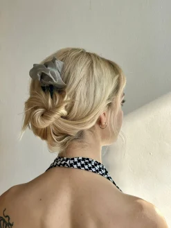 Room Shop: Rose Hair Pin - Peach