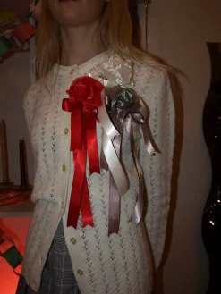 Room Shop: Simone Rose Pin - Red