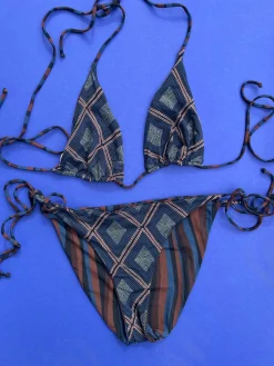 Siyu: Sound Reversible Tie Side Bikini Bottom - XXL, Last One!